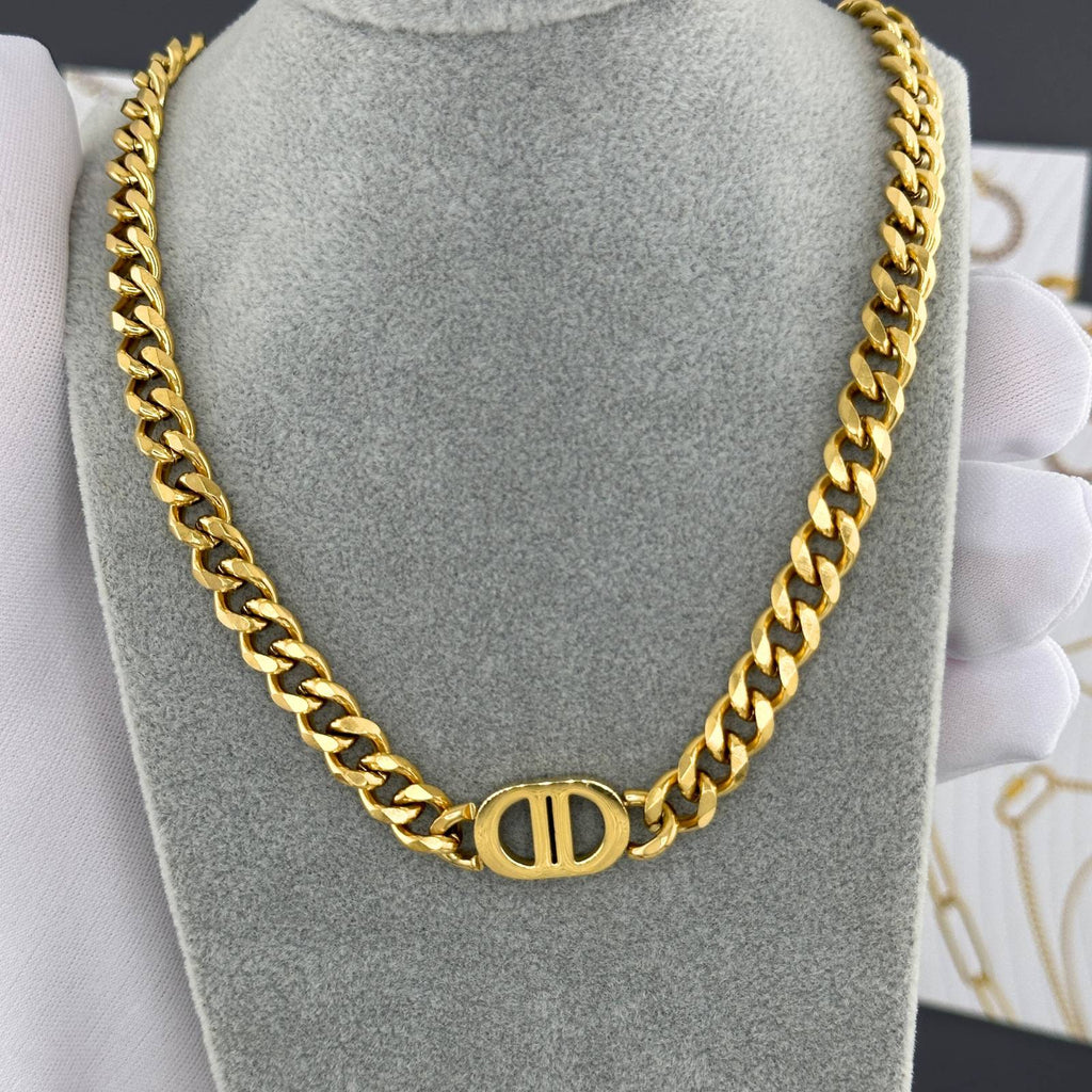 Gold Link Chain Choker Necklace